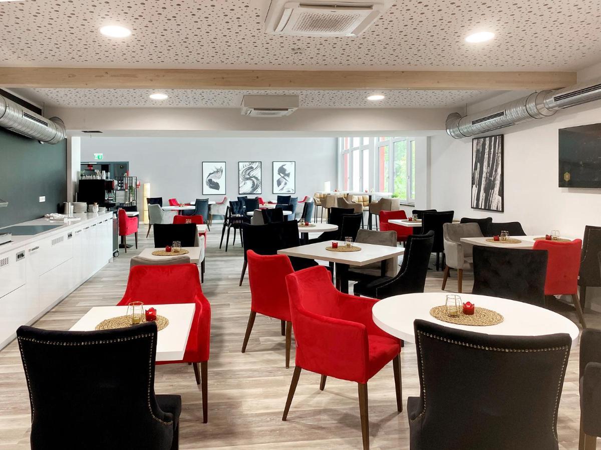 Dormero Hotel Дегендорф Екстериор снимка